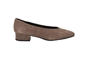REQINS FAVORITE<br>MARRON