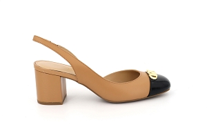 MICHAEL KORS PERLA FLEX TOE CAP PUMP<br>BEIGE