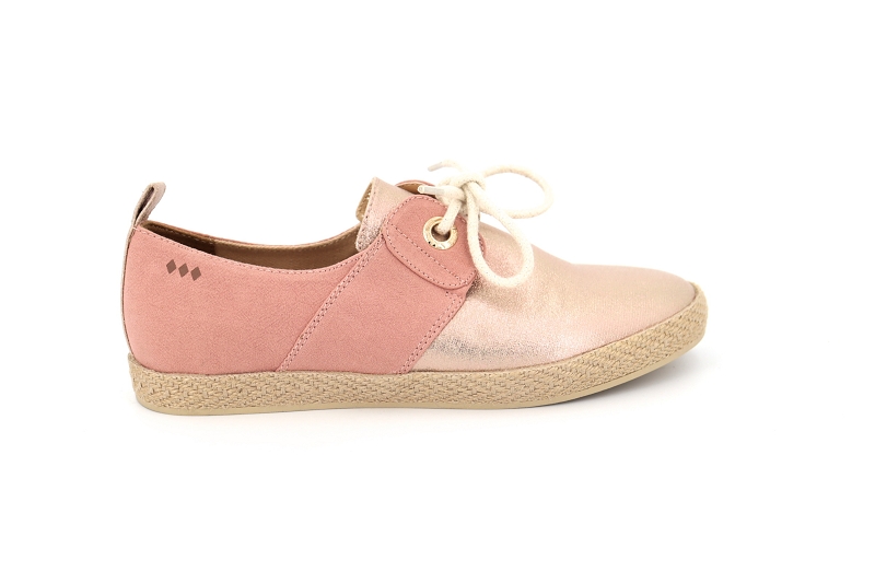 Armistice baskets cargo one rose