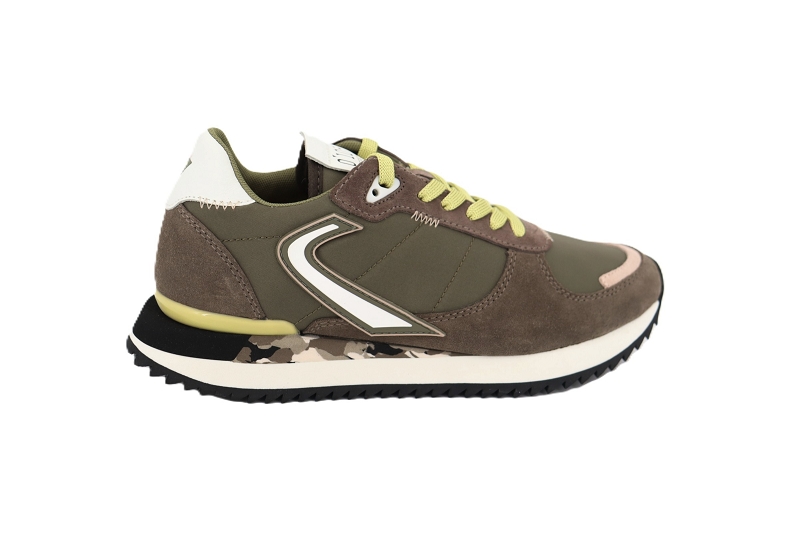 0105 baskets runnix vert