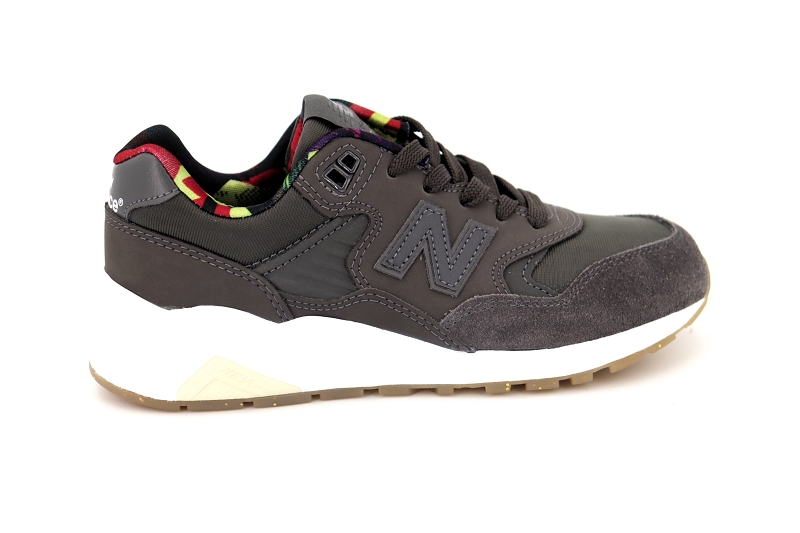New balance baskets wrt580ra gris