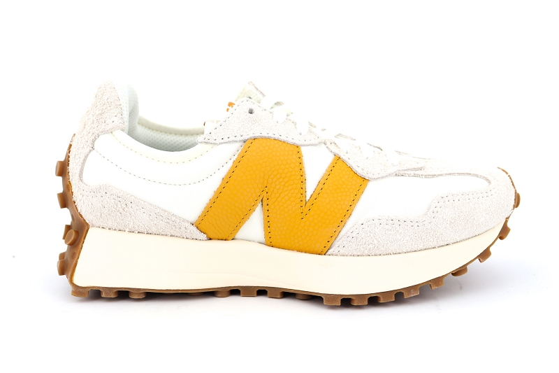 New balance baskets ws327 beige