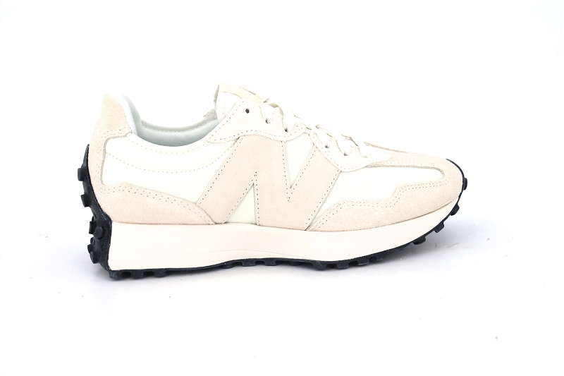 New balance baskets ws327 beige