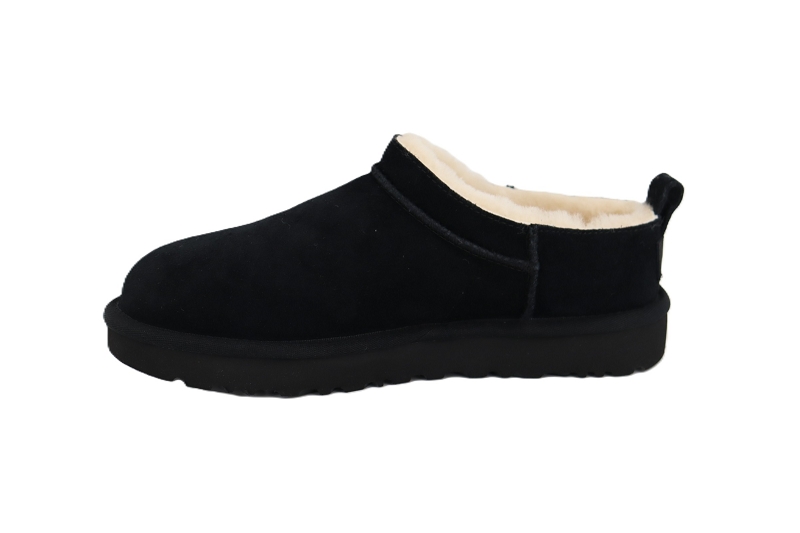 Ugg chaussons pantoufles classic micro noir7790502_3
