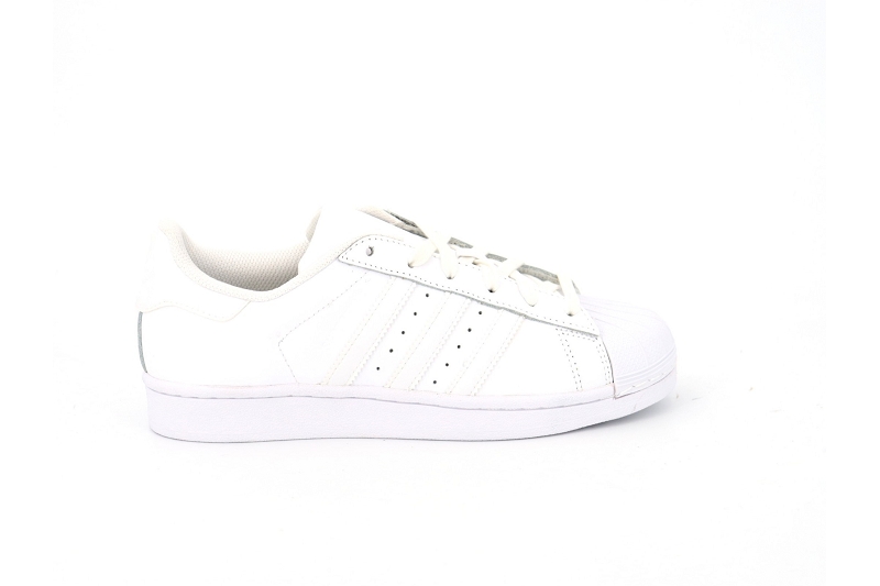 Adidas baskets superstar foundation blanc