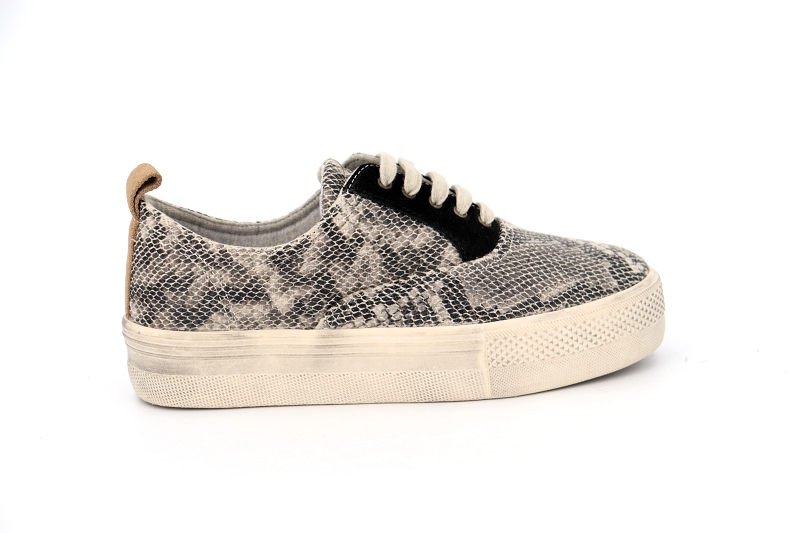 No name baskets shake crew gris