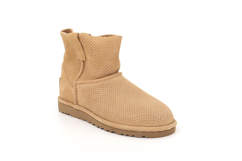 Ugg boots et bottines classic unlined mini perf beige8547101_2