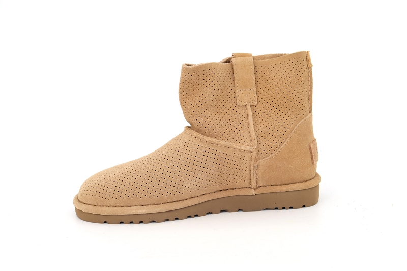 Ugg boots et bottines classic unlined mini perf beige8547101_3